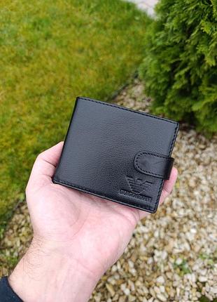 Чоловічий шкіряний гаманець чорного кольору