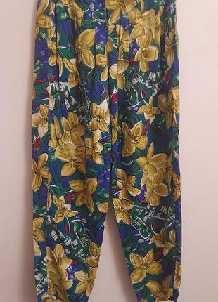 Брюки со складками