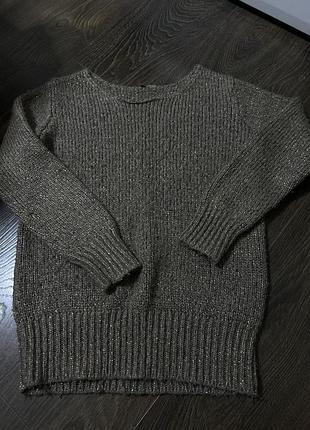 Светр жіночий