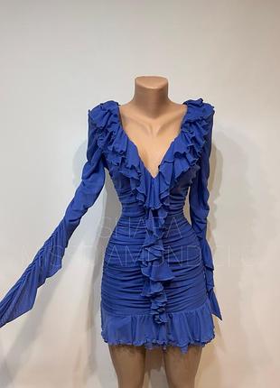 Сукня з рюшами