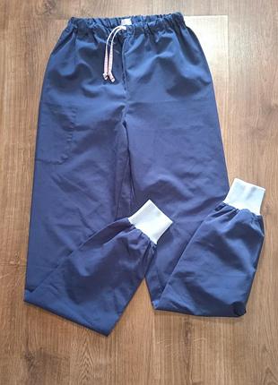 Спортивные штаны