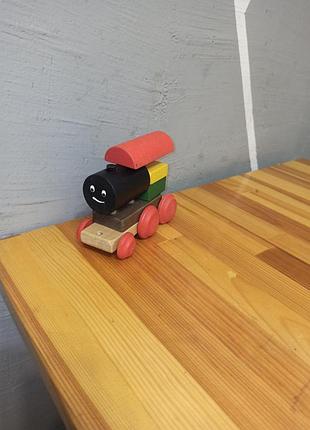 Деревянный паровозик