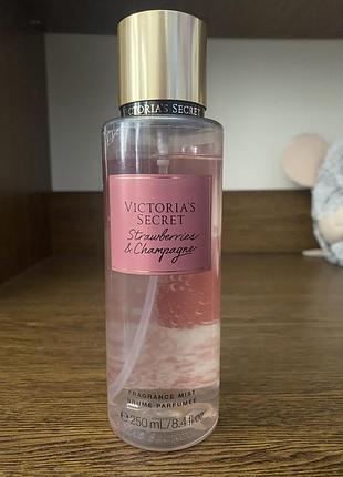 Парфюмированный спрей для тела victoria’s secret vs fantasies strawberries and champagne fragrance mist