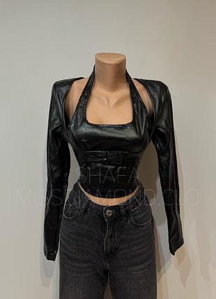 Готичний топ з рукавами