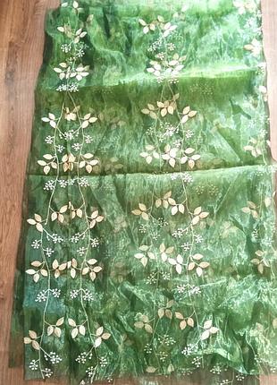 Тюль зеленого цвета