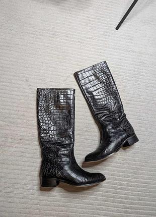 Сапоги 38-38 р. 24.5- 24 см artigiana ималия кожаные