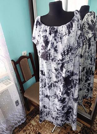 Платье 🥰🥰🥰