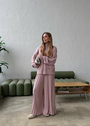 Розкішний костюм