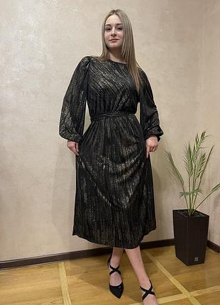 Розкішна сукня оксамитова з золотом