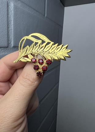 Вінтажна брошка 👇деталі в описі