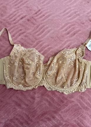 Бюстгальтер