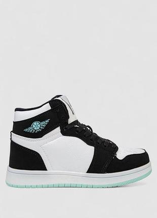 Кросівки на хутрі, р. 37-41