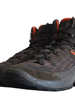 Lowa hoka salomon salewa