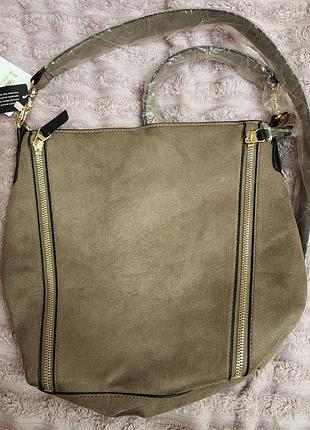 Мягкая и вместительная сумка-хобо