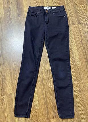 Джинсы черные super skinny для девочки написано размер 6 (34)