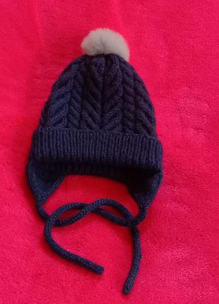 Шапочка для младенца из шероховатой пряжи alize