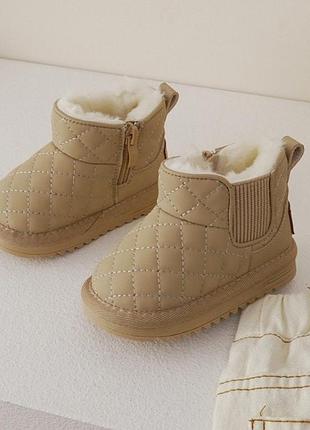 Черевики для дівчат