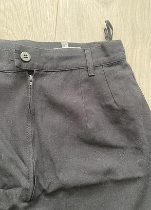 Чорна міні спідниця