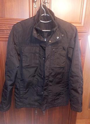 Курточка демисезонная