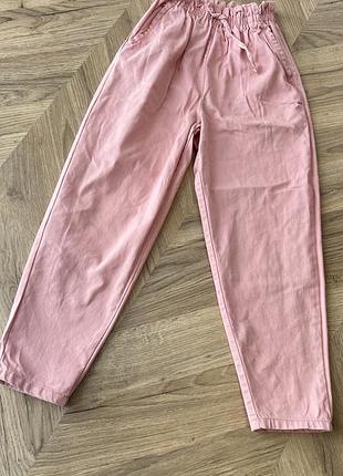 Пудрові джинси на дівчинку