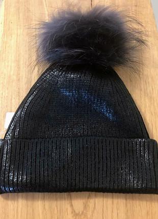 Шапка женская черная