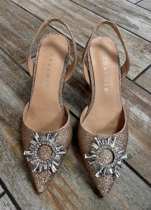 Золоті блискучі туфлі на підборах  всі розміри святкові