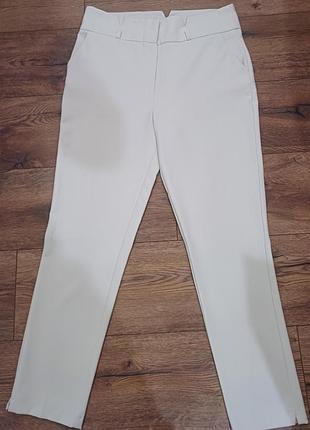 Брюки класичні