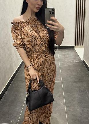 Шикарна вмістка сумка українського виробництва , пельмень