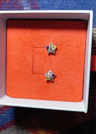 Серебряные серьги пусеты с камнями