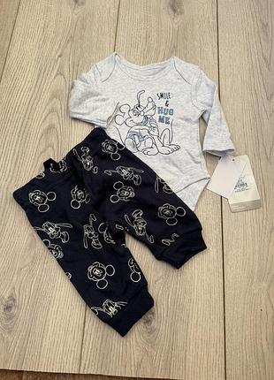 Новий набір 0-1 міс бодік штани