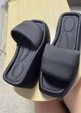 Шльопанці жіночі на платформі, тканина сатин, 40 розмір, підійде на довжину устілки 25,5-26,0 см