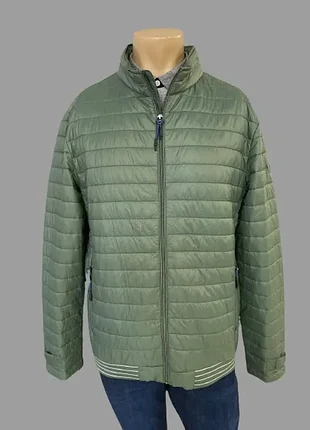 Брендова чоловіча куртка
