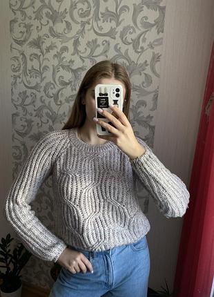 Жіночий світер