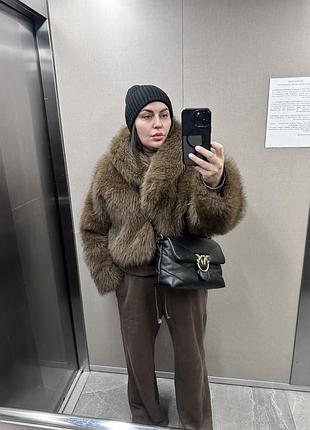 Шуба zara шоколадного кольору