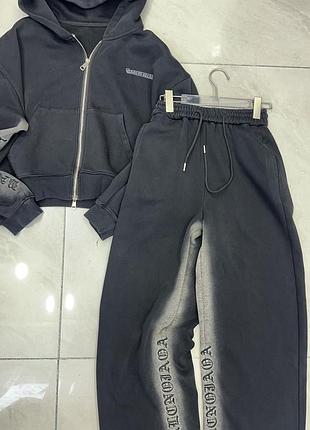 Костюм спортивний