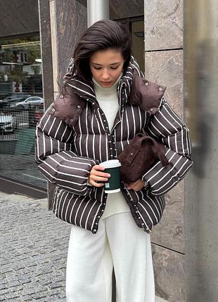 Дутый пуфер пуховик с капюшоном оверсайз