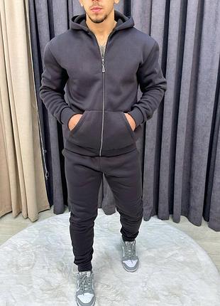 Костюм мужской