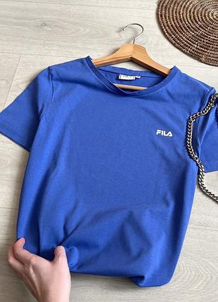 Базовая футболка fila