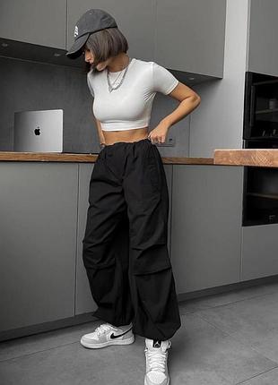 Штани карго-парашути чорні