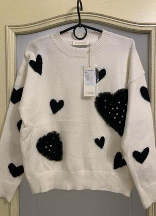 Теплий светр у сердечка