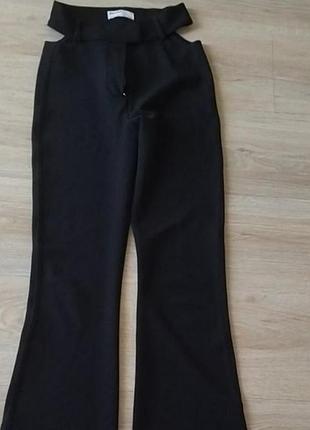 Стильні жіночі брюки