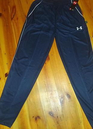 Under armour спортивные штаны.