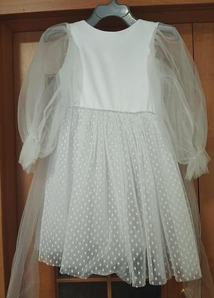 Платье для девочка, подойдет на праздник в садочку, образ снежинки и выпускной, одетая 3 раза, по мере пышного