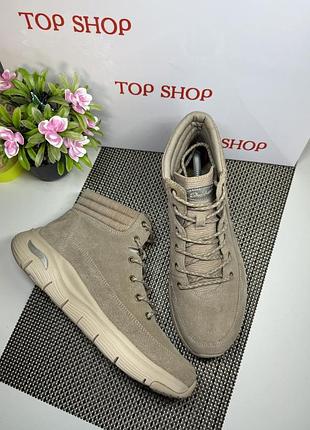 Оригинальные ботинки водонепроницаемые skechers