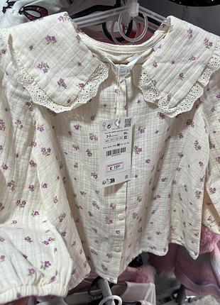 Дуже гарна муслінова сорочка на вік 98