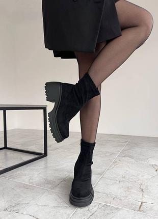 Осінні черевики жіночі