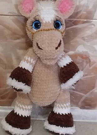 Лошадка из гипоаллергических материалов. с подвижными ножками и ручками.