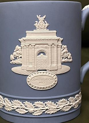 Чашка wedgwood “constitution hill – christmas 1984”