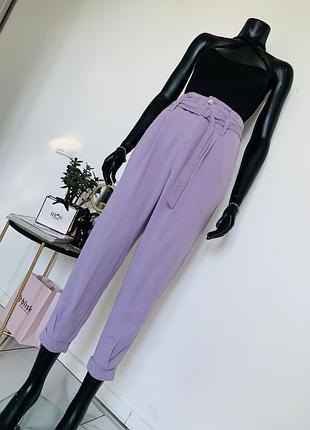 Штаны bershka с высокой посадкой и поясом — сиреневые, размер 36 (eur)