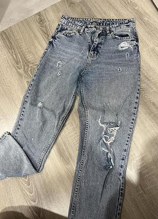 Джинси, розмір 28, в класному стані